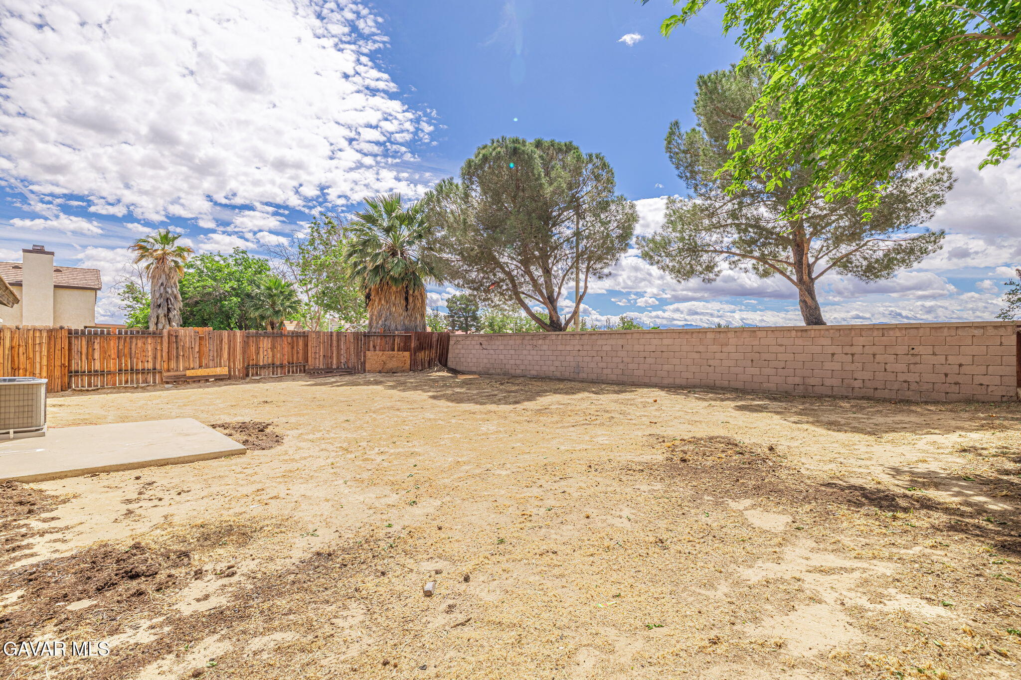 2340 Lightcap Street Lancaster, CA 93535 - Photo 36 of 40 a view of yard with large trees