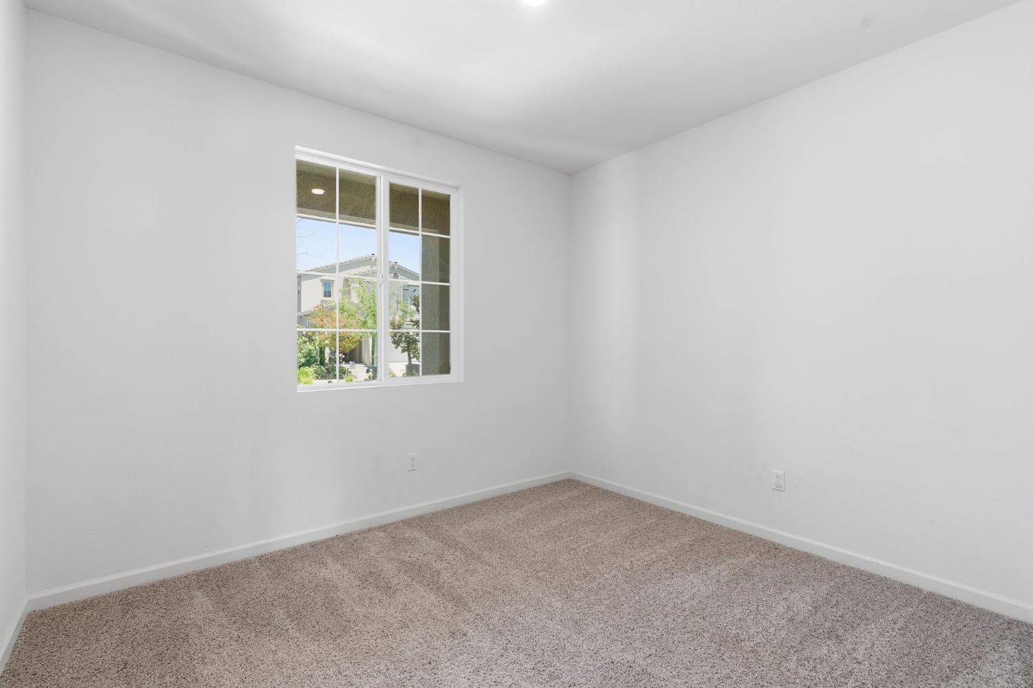 4322 Hillside Road Madera, CA 93636 - Photo 9 of 67