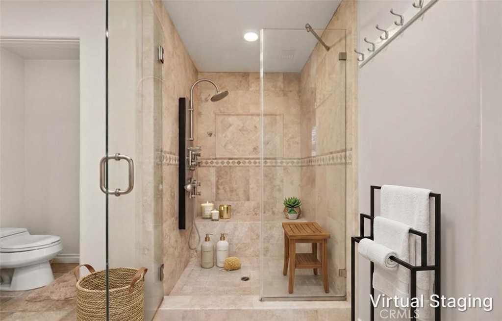 116 Termino Avenue Long Beach, CA 90803 - Photo 55 of 67 Master bathroom