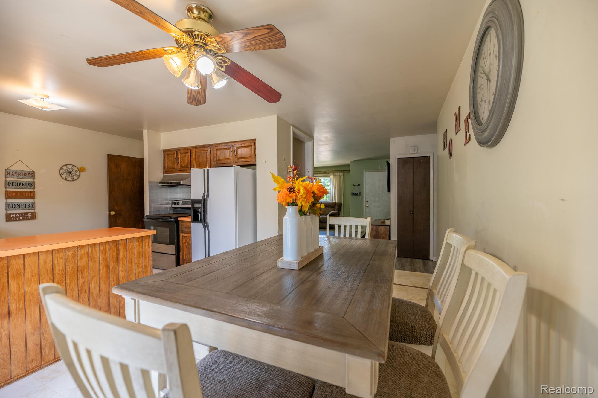 3276 Hammerberg Road Flint, MI 48507 - Photo 6 of 22 3276 HAMMERBERG Rd-15.jpg