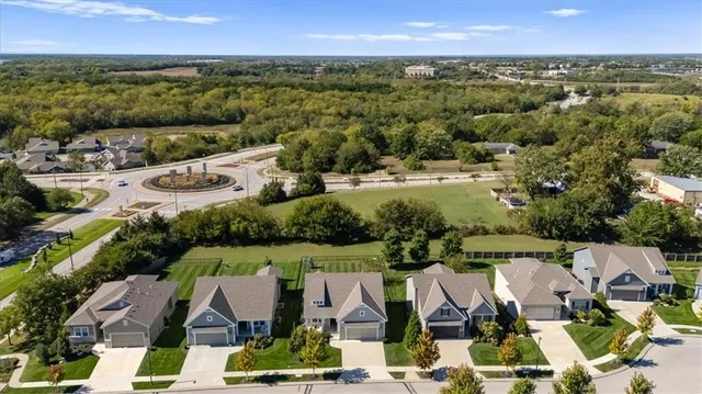 $595,000 | 9700 Chelsea Street, Lenexa, KS 66220