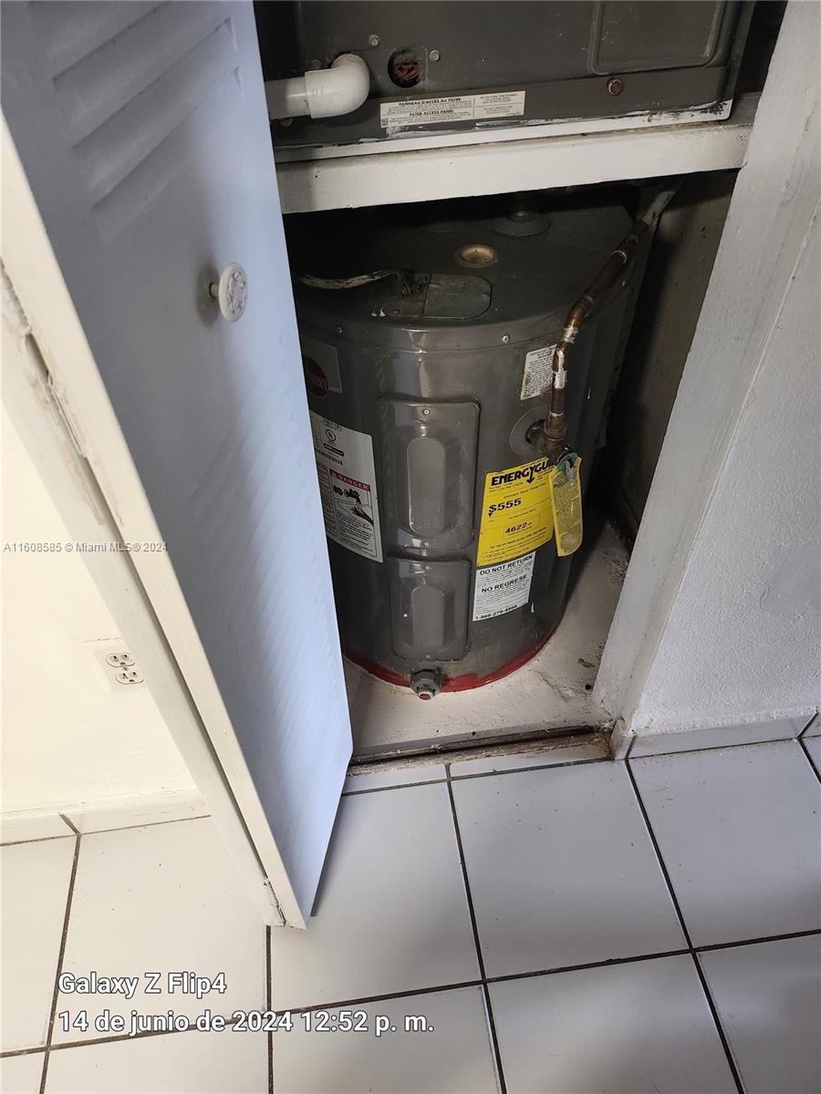 820 Southwest 105th Avenue, Unit 607 Miami, FL 33174 - Photo 21 of 22 a view of swimming pool with sitting space