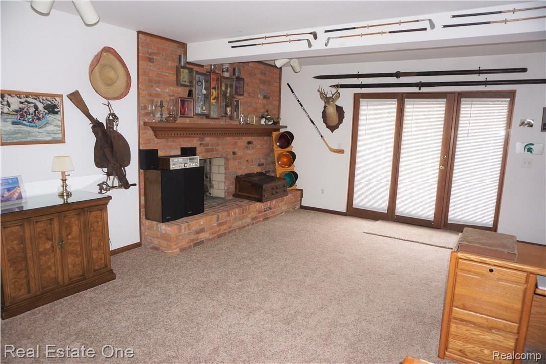 3480 Salem Drive Rochester, MI 48306 - Photo 29 of 37 DSC06750 (2).JPG
