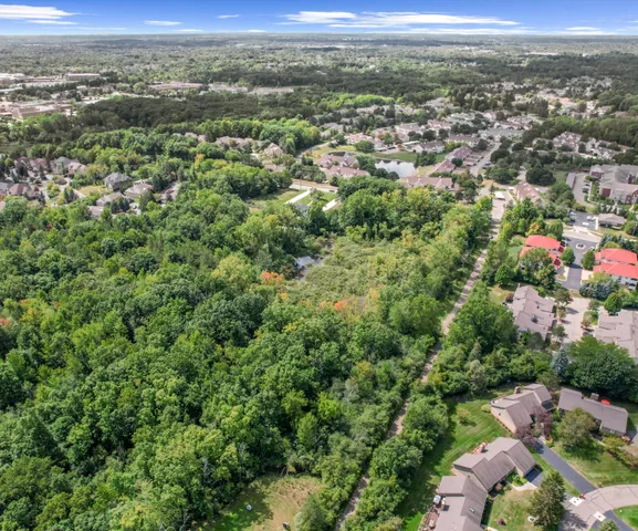 $380,000 | 5835 Drake Road, West Bloomfield, MI 48322