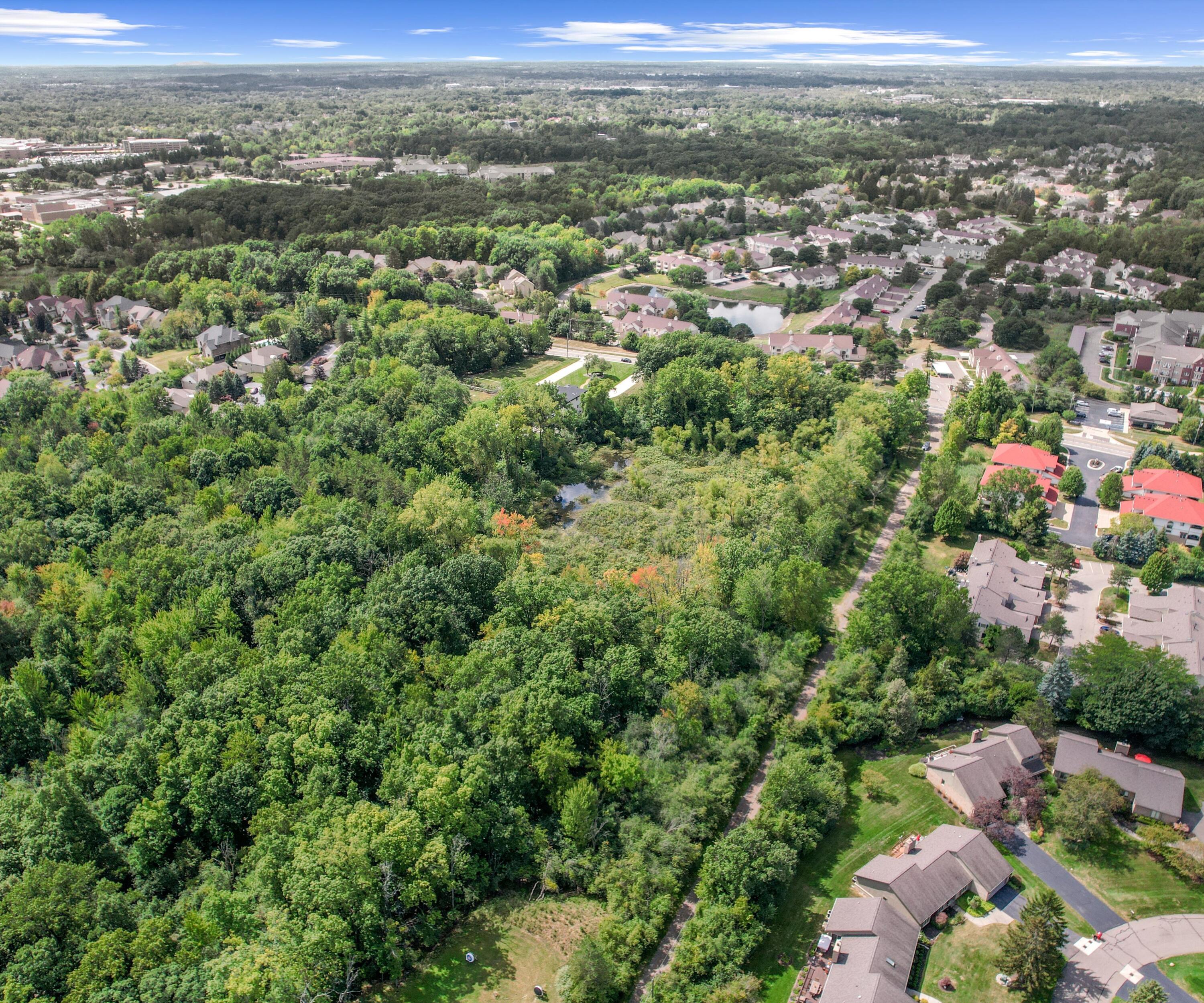 5835 Drake Road West Bloomfield, MI 48322 - Photo 12 of 18 The Brandt Benefit Sells Land (12)