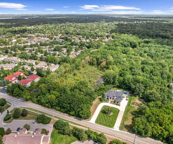 $380,000 | 5835 Drake Road, West Bloomfield, MI 48322