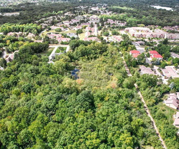 $380,000 | 5835 Drake Road, West Bloomfield, MI 48322