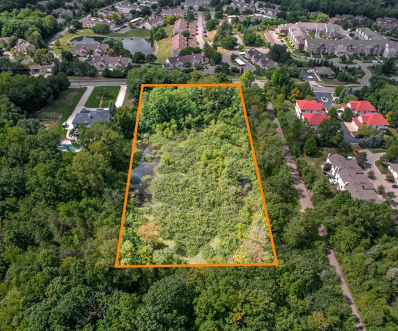 $380,000 | 5835 Drake Road, West Bloomfield, MI 48322