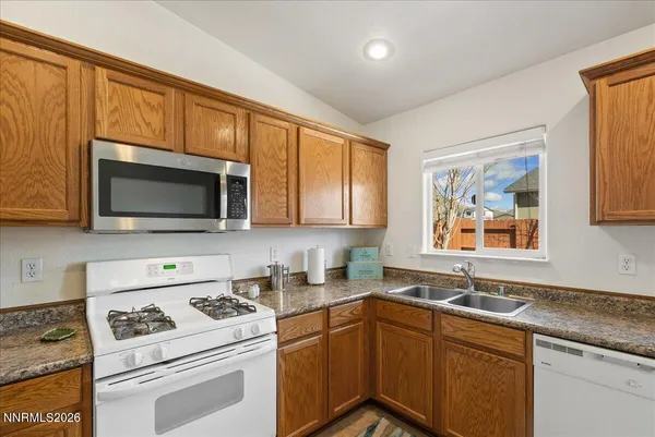 $437,500 | 17745 Honey Locust Court, Reno, NV 89508