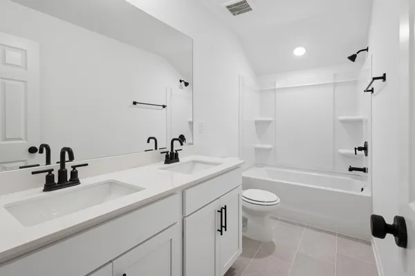 $399,990 | 2900 Suzanne Landon Drive, Unit G3, Murfreesboro, TN 37130