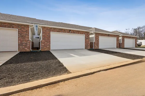 $399,990 | 2900 Suzanne Landon Drive, Unit G3, Murfreesboro, TN 37130