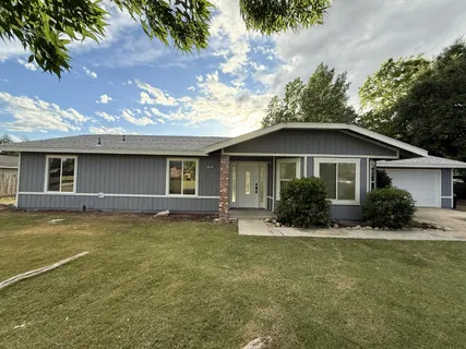 $469,000 | 19232 Deane Drive, Madera, CA 93638