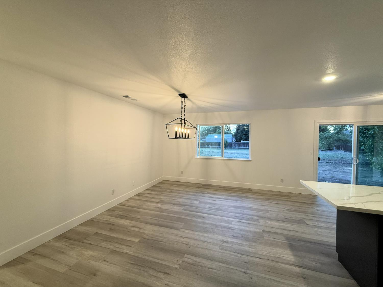 19232 Deane Drive Madera, CA 93638 - Photo 4 of 15