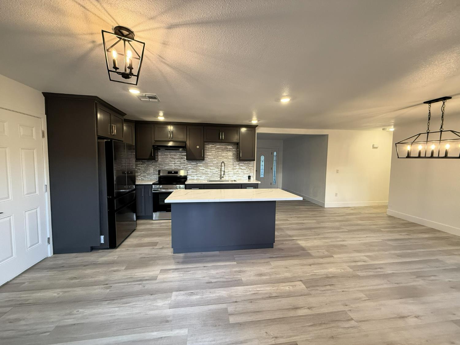 19232 Deane Drive Madera, CA 93638 - Photo 6 of 15