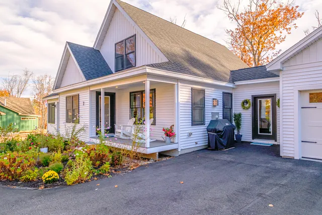 $699,000 | 7 Elysian Way, Scarborough, ME 04074