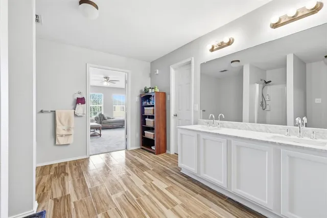 $450,000 | 4648 Pangolin Drive, Fort Worth, TX 76244