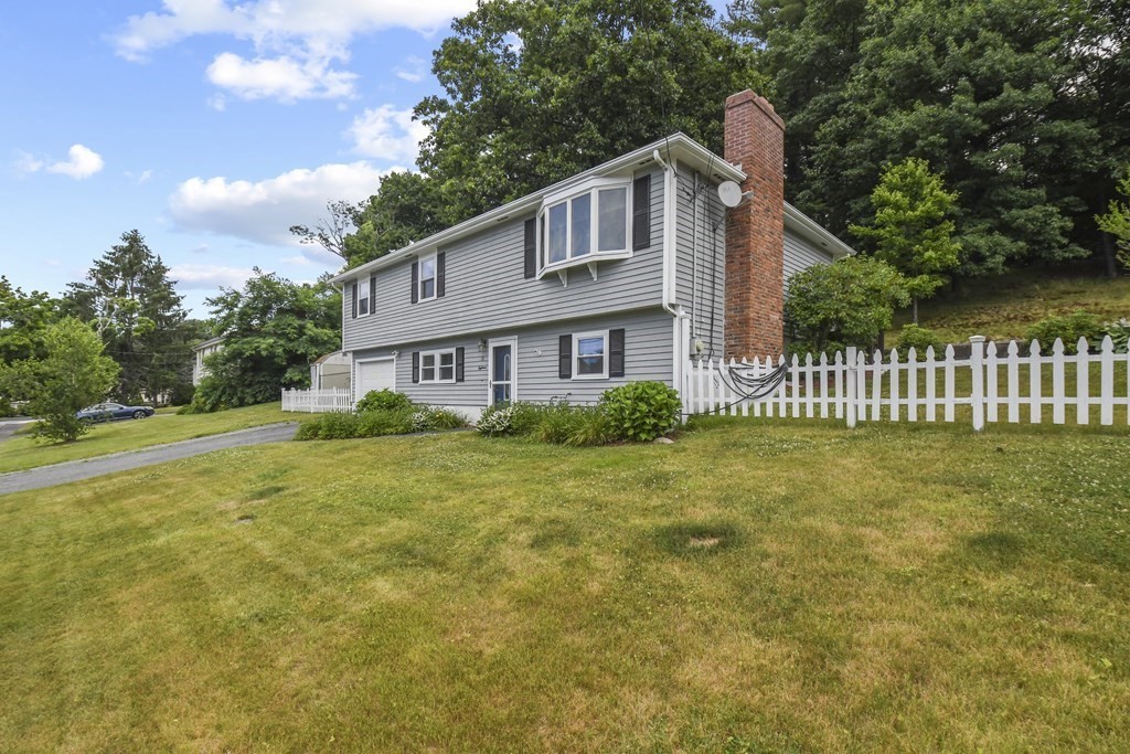 18 Sandini Road Marlborough, MA 01752 - Photo 3 of 35 Gallery Image 3