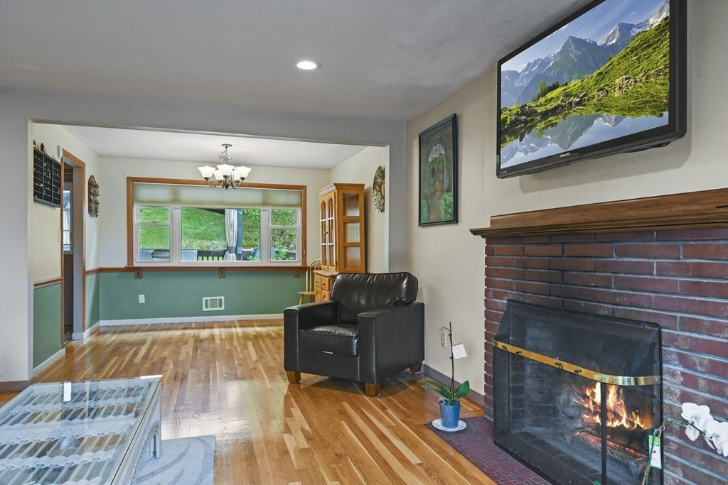 18 Sandini Road Marlborough, MA 01752 - Photo 9 of 35 Gallery Image 9