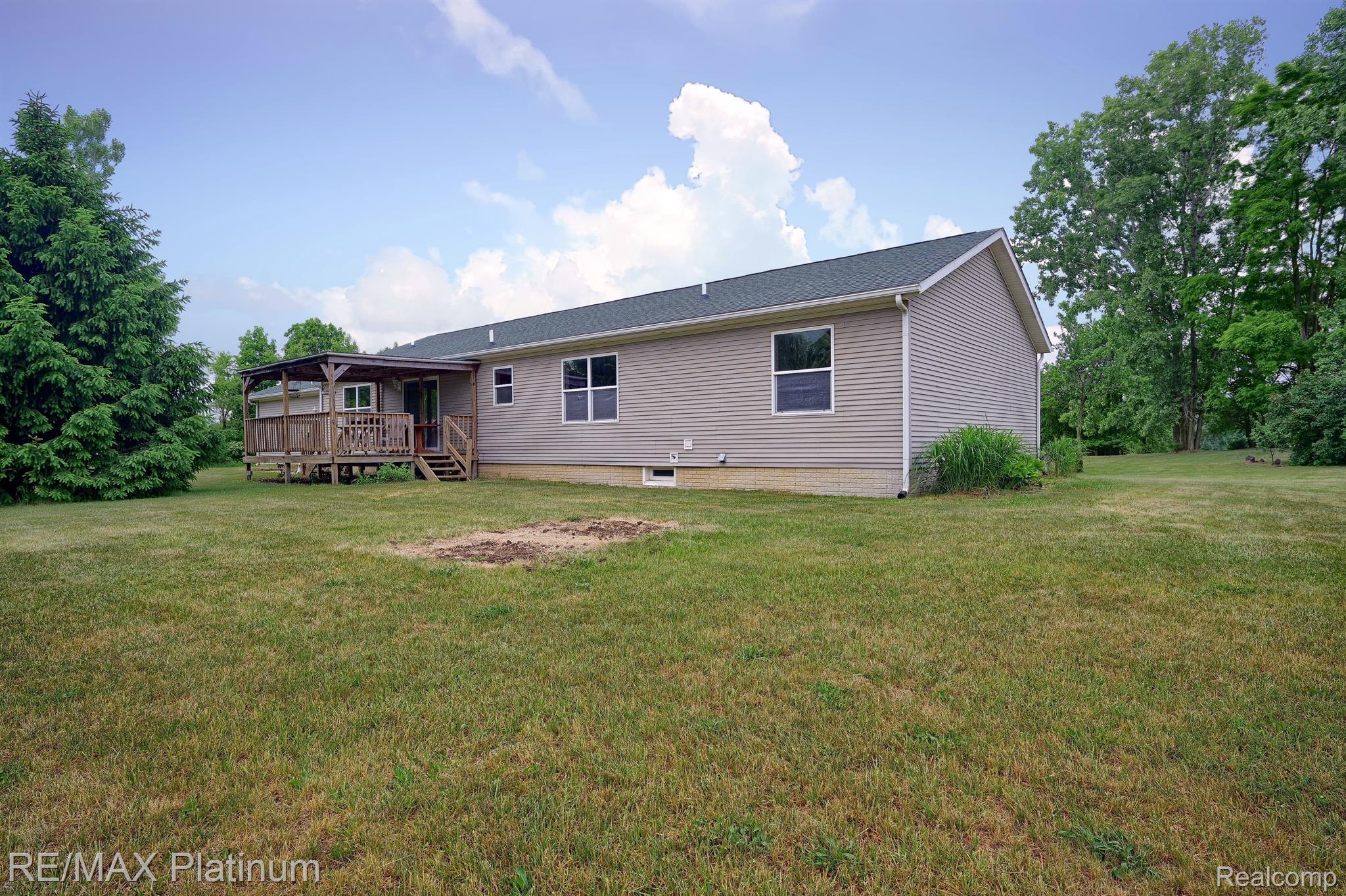12261 Seymour Road Gaines, MI 48436 - Photo 31 of 37 Gallery Image 31
