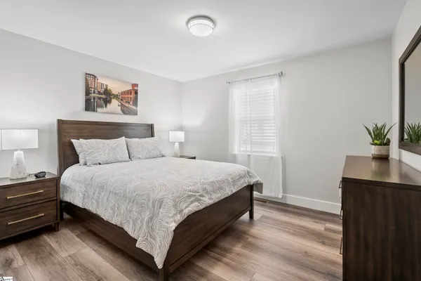 $4,199,605 | 4 Amherst Avenue, Greenville, SC 29605