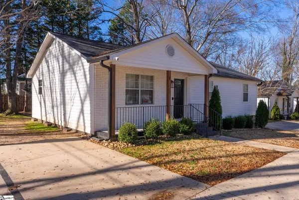 $4,199,605 | 4 Amherst Avenue, Greenville, SC 29605