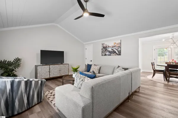 $4,199,605 | 4 Amherst Avenue, Greenville, SC 29605