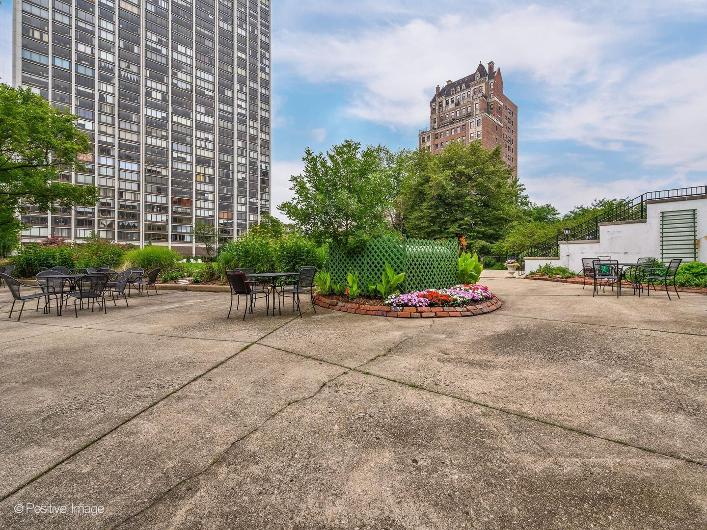 5555 North Sheridan Road, Unit 807 Chicago, IL 60640 - Photo 27 of 34