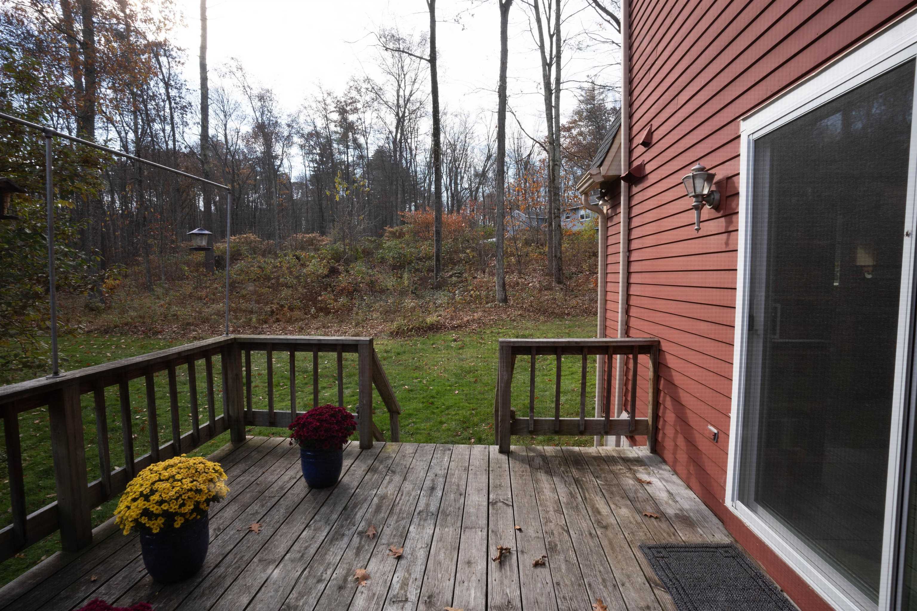 10 Ponemah Hill Road Amherst, NH 03031 - Photo 28 of 39