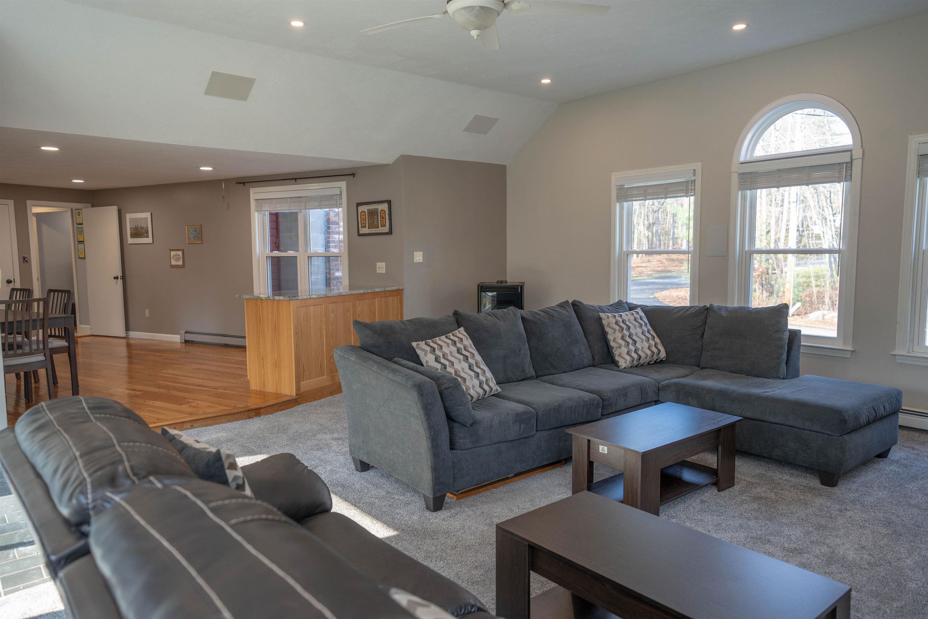 10 Ponemah Hill Road Amherst, NH 03031 - Photo 10 of 39
