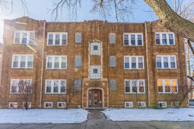 $185,000 | 4704 North Kasson Avenue, Unit 3, Chicago, IL 60630
