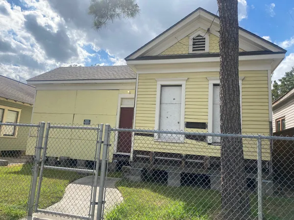 a view of a house with a patio