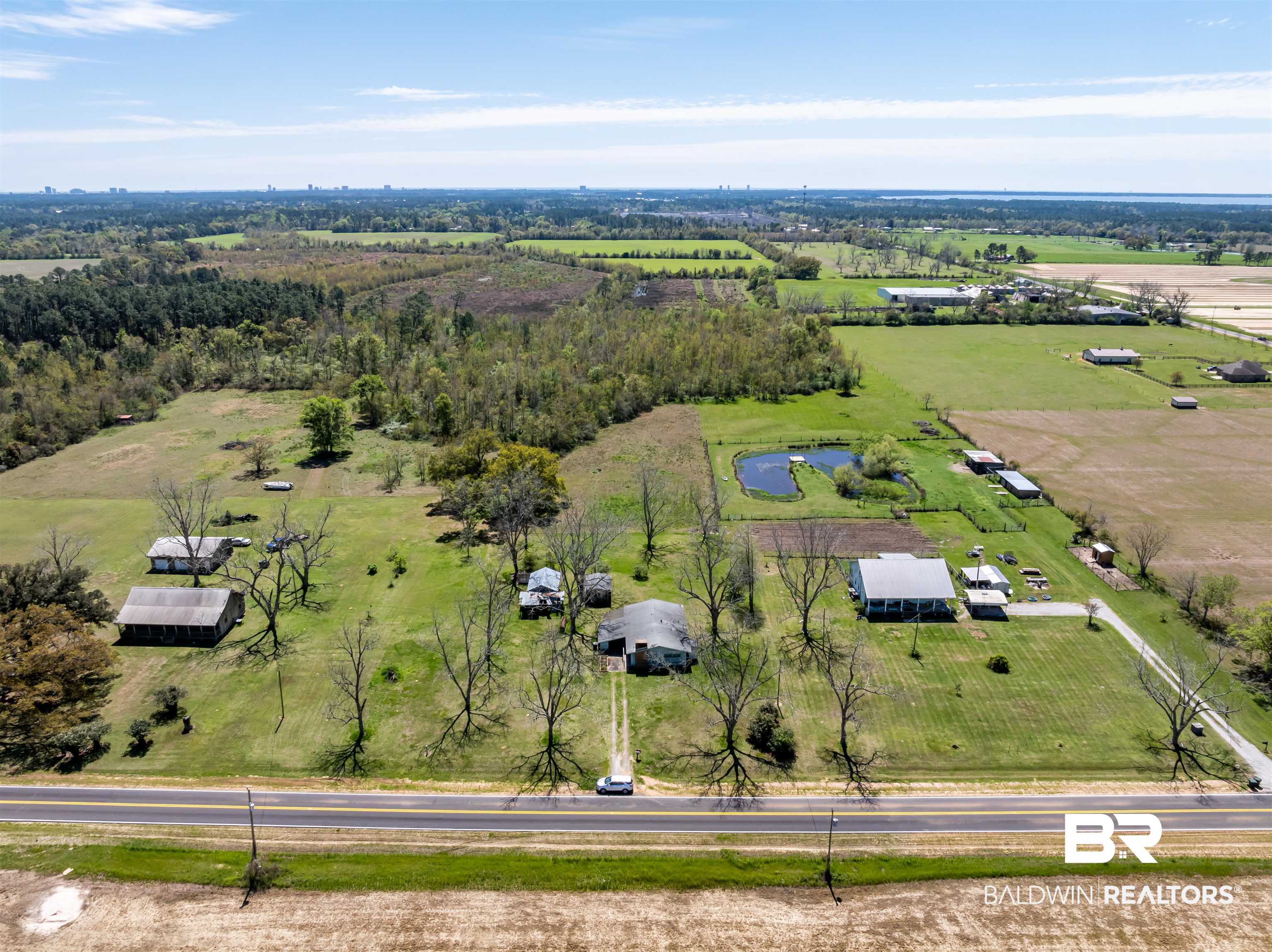 16666 Baldwin County Road 10 Foley, AL 36535 - Photo 1 of 14