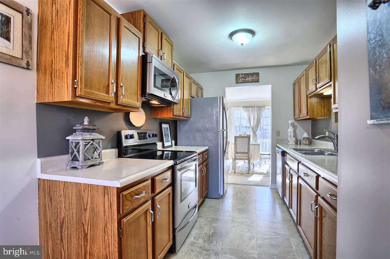 1919 Deer Path Road Harrisburg, PA 17110 - Photo 5 of 25 Gallery Image 5