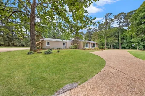 $699,000 | 20 Cherokee Road, Moultrie, GA 31768