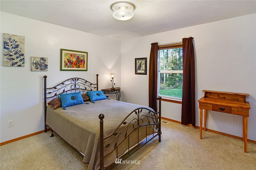 1241 East Benson Loop Road Shelton, WA 98584 - Photo 17 of 25 Gallery Image 17