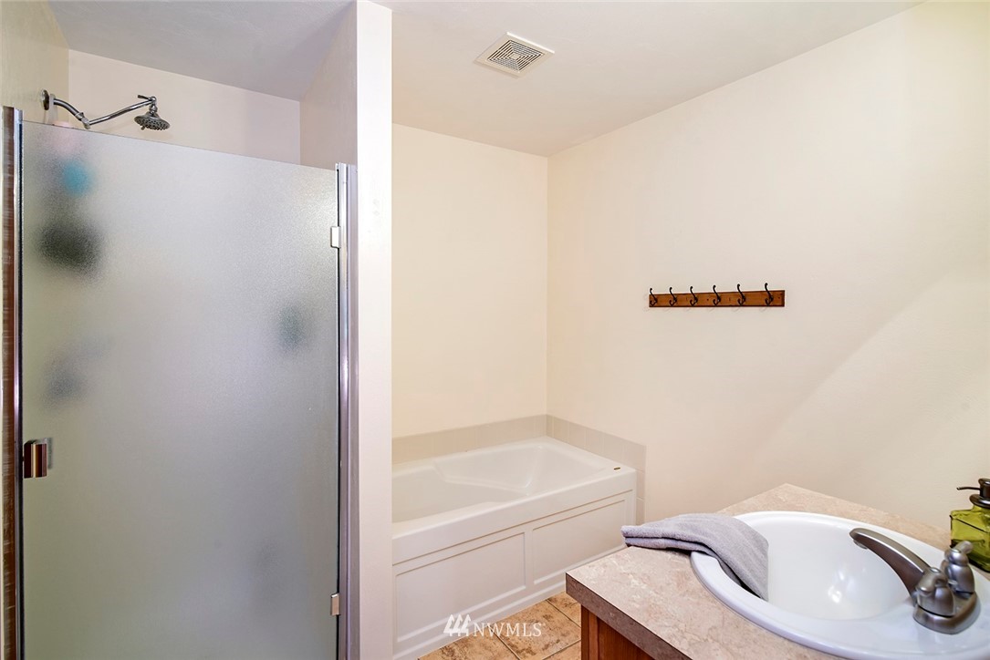 1241 East Benson Loop Road Shelton, WA 98584 - Photo 22 of 25 Gallery Image 22