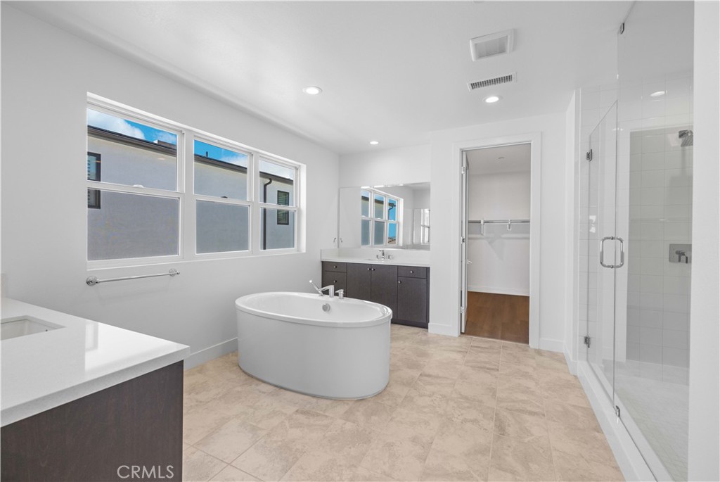 11712 Churchill Way Porter Ranch, CA 91326 - Photo 18 of 33 Gallery Image 18