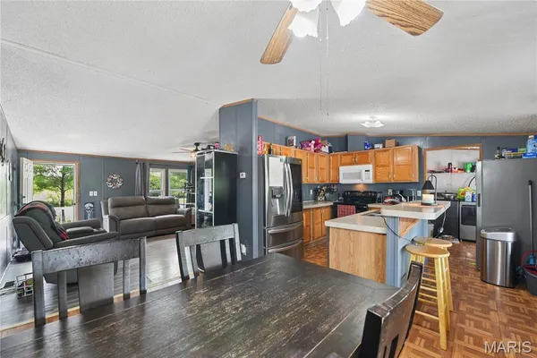 $265,000 | 63 Pinnacle Lake Road, New Florence, MO 63363