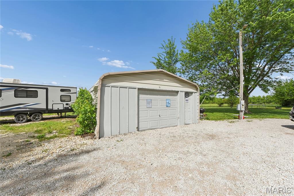 63 Pinnacle Lake Road New Florence, MO 63363 - Photo 19 of 23