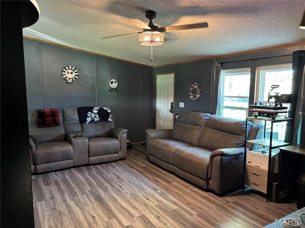 63 Pinnacle Lake Road New Florence, MO 63363 - Photo 2 of 4