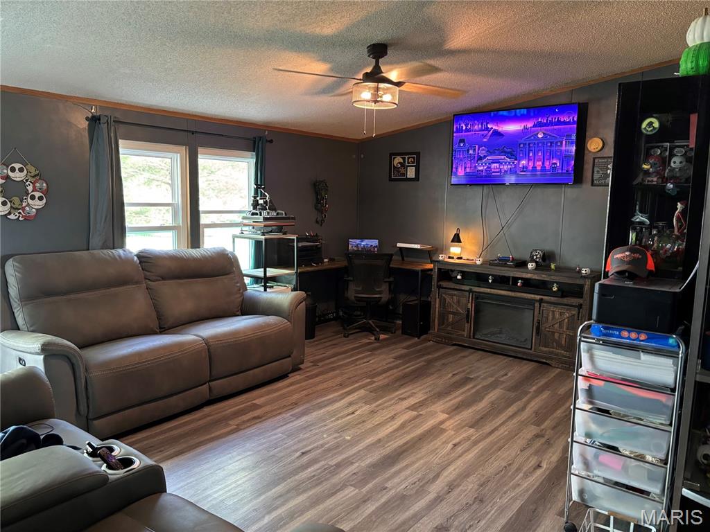 63 Pinnacle Lake Road New Florence, MO 63363 - Photo 3 of 4