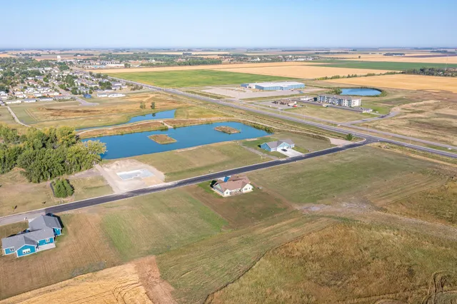 $55,000 | 1421 Eickhof Boulevard, Crookston, MN 56716