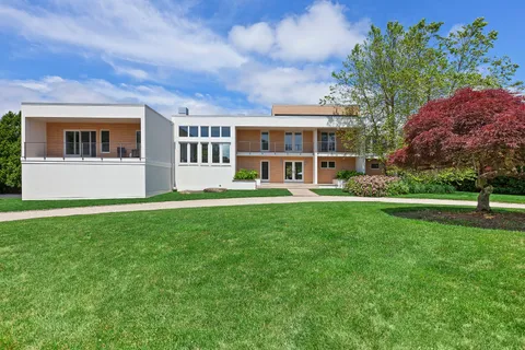 Undisclosed Address, Sagaponack, NY 11962