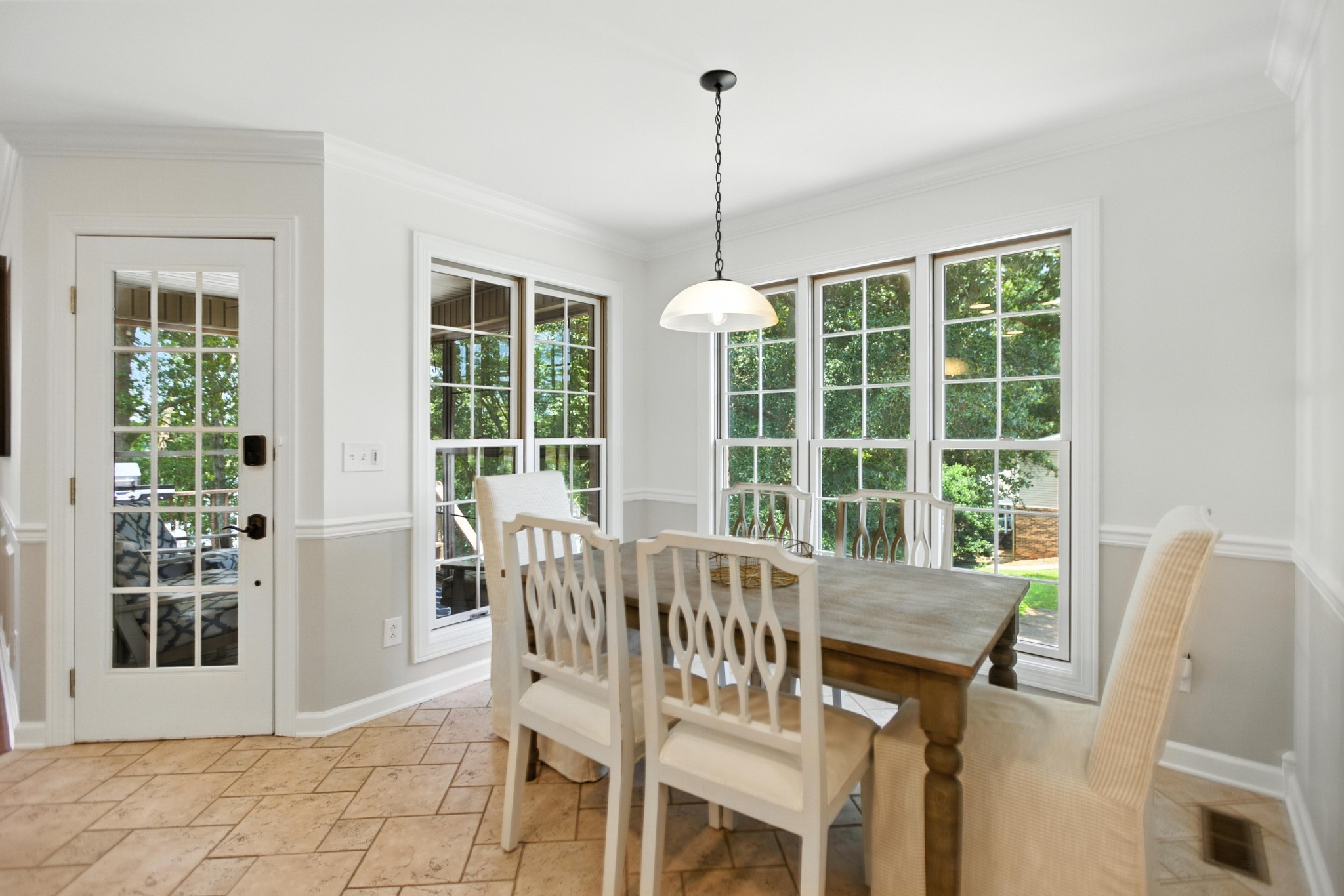 208 Loop Drive Winchester, TN 37398 - Photo 31 of 88 a view of a dining room with furniture window and outside view