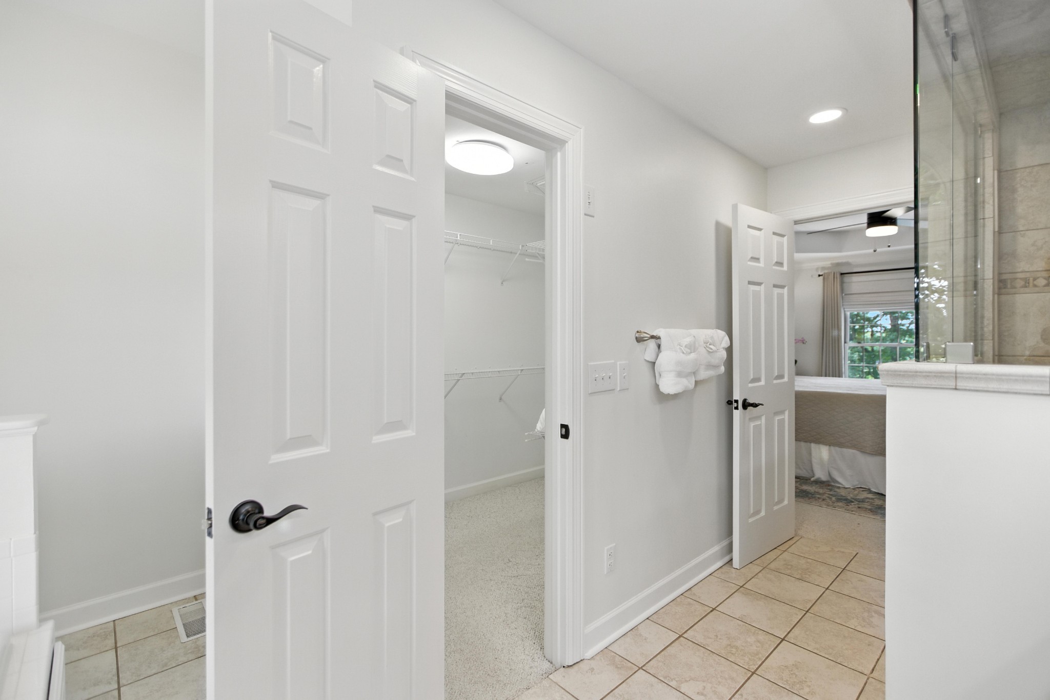 208 Loop Drive Winchester, TN 37398 - Photo 43 of 88 a bathroom with a shower and a sink