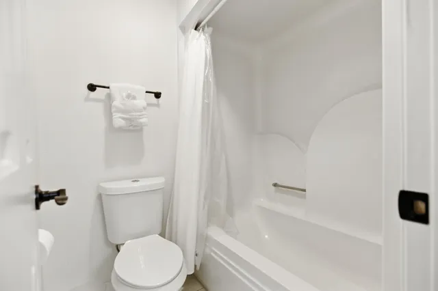 $1,229,900 | 208 Loop Drive, Winchester, TN 37398