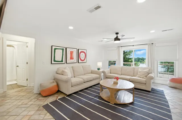 $1,229,900 | 208 Loop Drive, Winchester, TN 37398