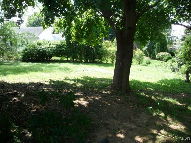 960 Springhouse Road Allentown, PA 18104 - Photo 3 of 16 Gallery Image 3