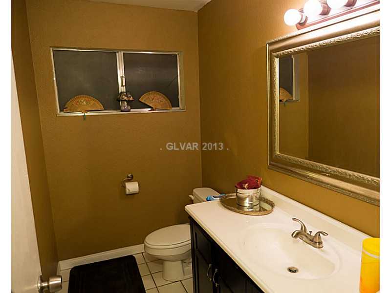 3129 South Topaz Road Las Vegas, NV 89121 - Photo 14 of 23 Property Photo. All Baths Have Been Tastefully Renovated.