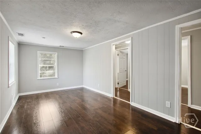 $1,600 | 1001 Treat, Savannah, GA 31404